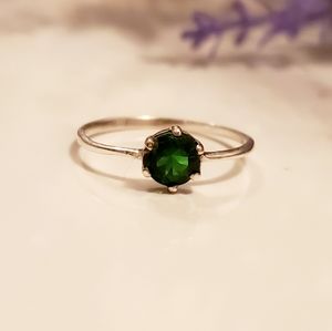 Sterling Silver Green Cubic Zirconia Ring Size 5